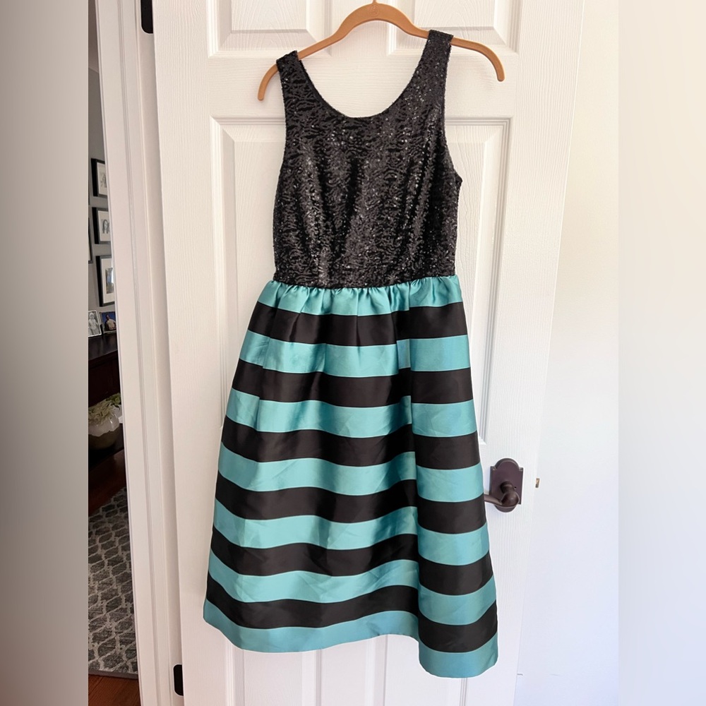 2009 Sequin Black and Blue Strip Leifsdottir MIDI Dress